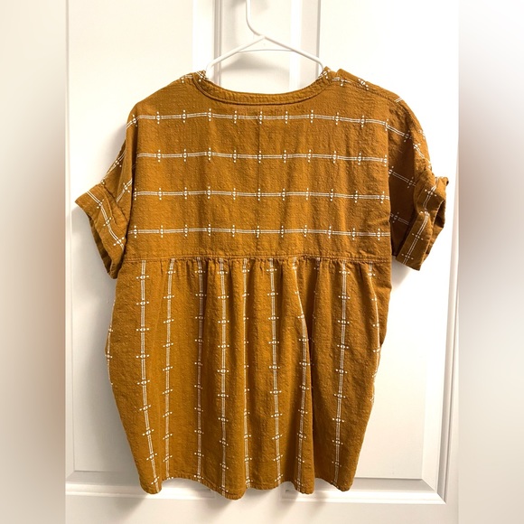DONATING 2/7 Madewell Embroidered Mustard Colored V-Neck Top - Picture 2 of 6